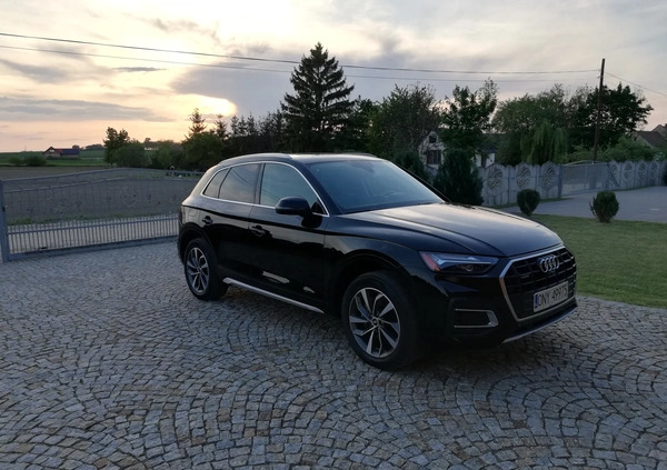 Audi Q5 cena 165000 przebieg: 58000, rok produkcji 2021 z Nysa małe 106